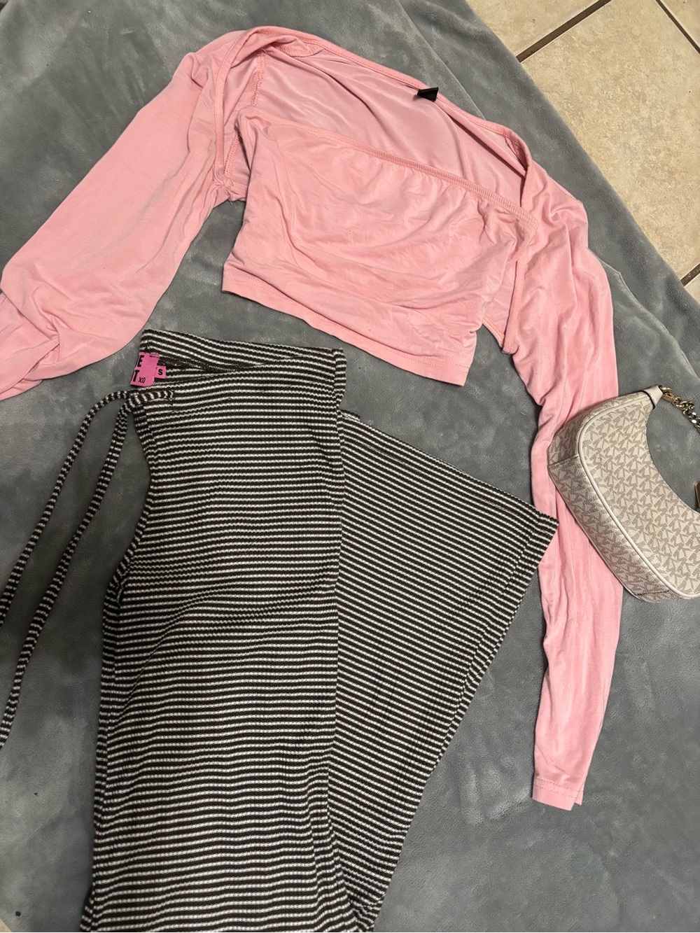 Women’s Pink Long-Sleeve Crop Top - Pink Off-Shoulder Stretch Top